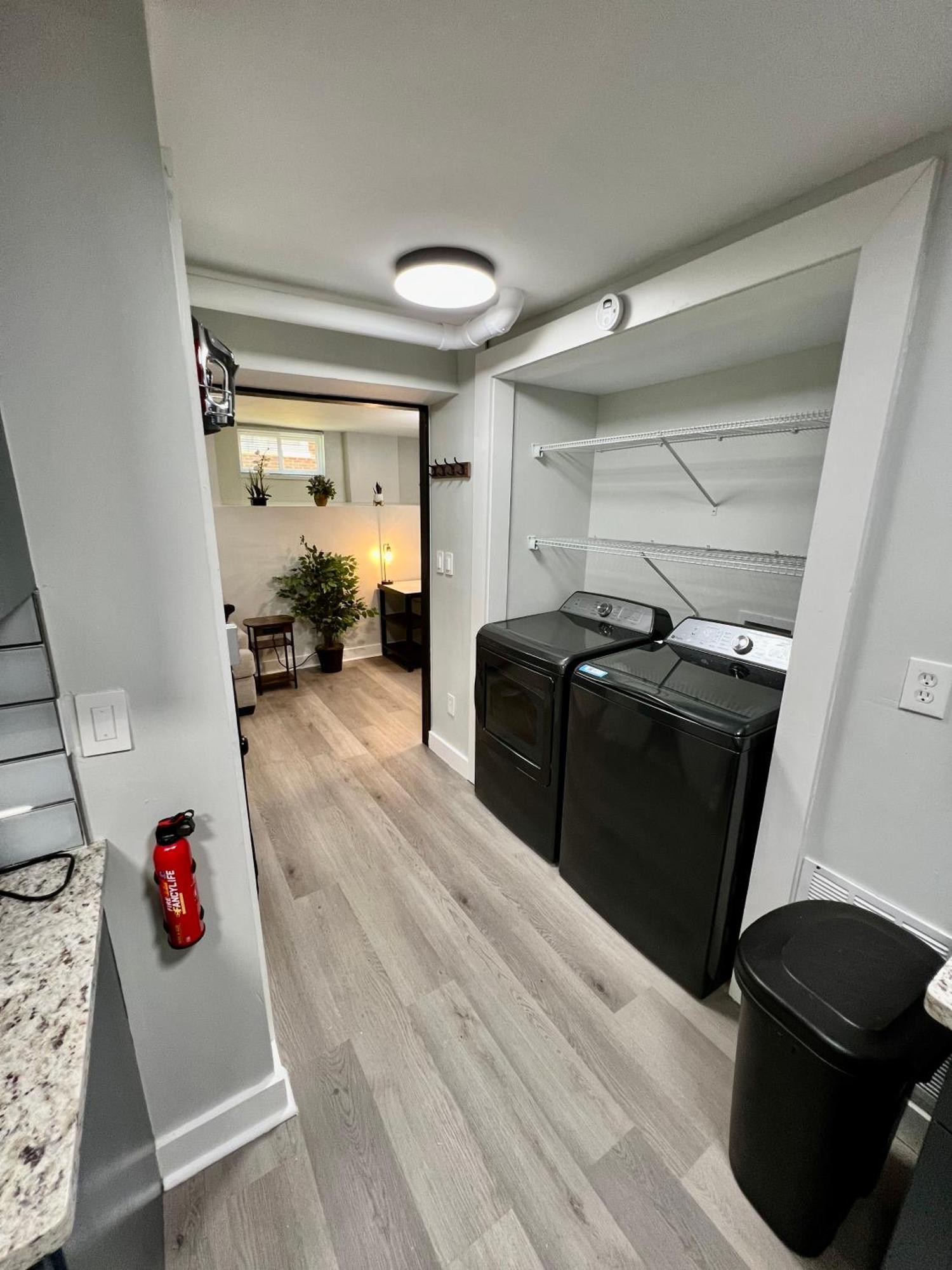 Cozy 1br-1ba 10 Min Dt Airport By Lsp Homes *