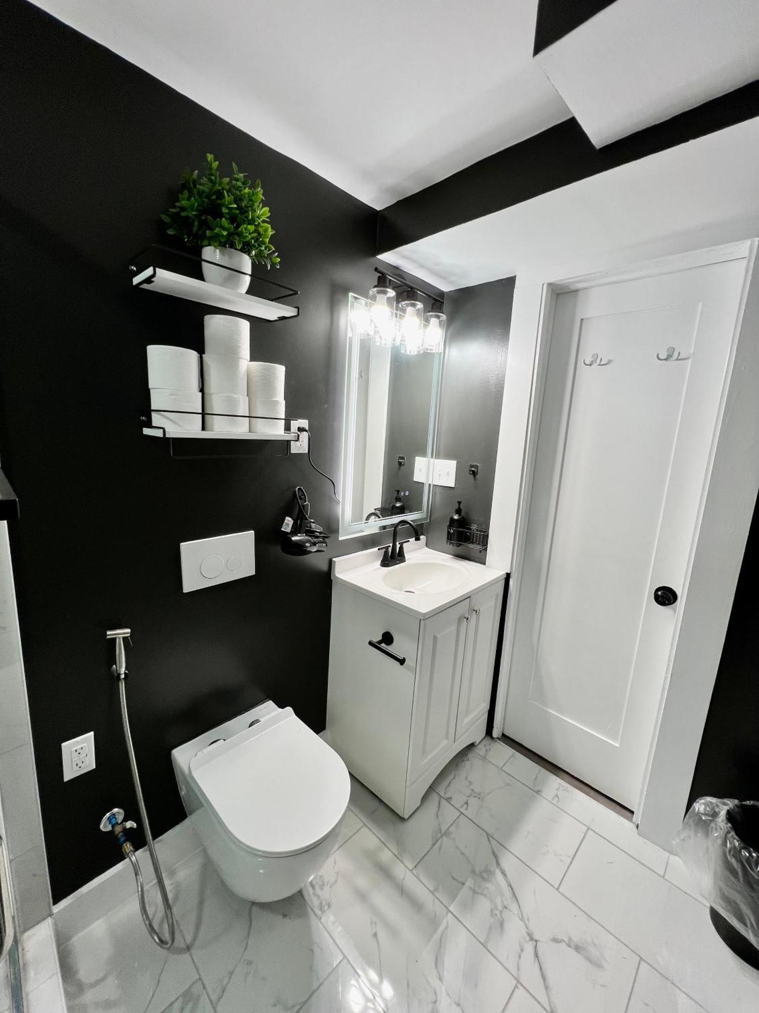 Cozy 1br-1ba 10 Min Dt Airport By Lsp Homes Apartment